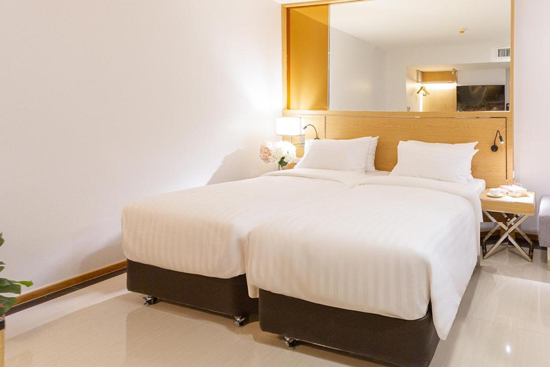 Fx Hotel Nana Bangkok Kültér fotó